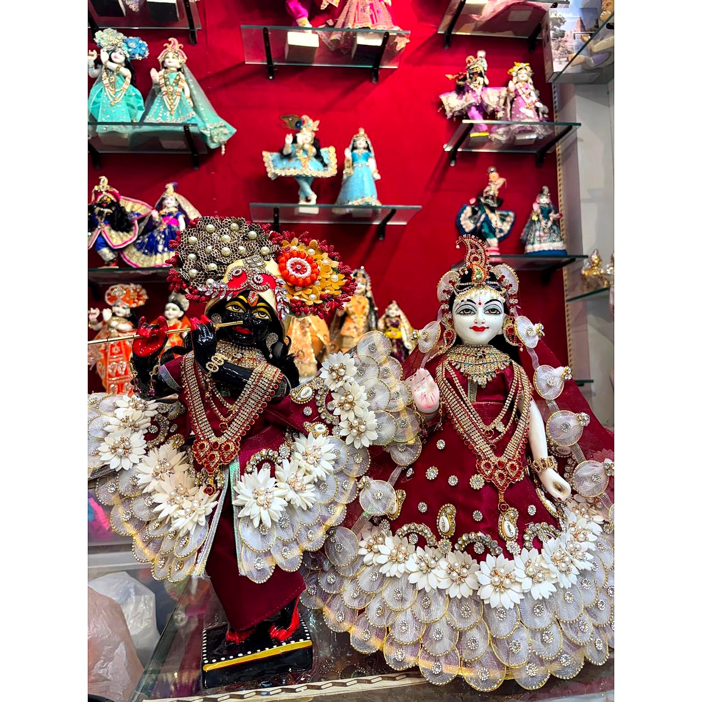 Maroon Velvet Winter Poshak with Shawl for Laddu Gopal, photograph 1